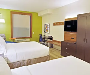 Photo 5 - Holiday Inn Express Hotel & Suites Phoenix North Scottsdale by IHG