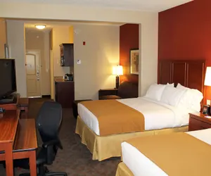 Photo 5 - Holiday Inn Express Hotel & Suites Paducah West, an IHG Hotel