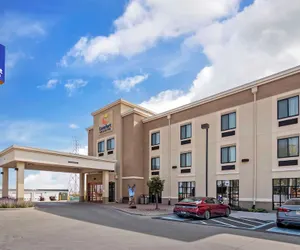 Photo 2 - Comfort Inn & Suites