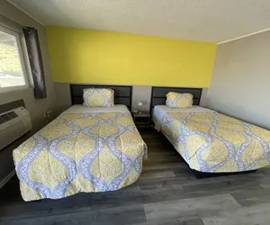 Photo 5 - Belle-Aire Motel