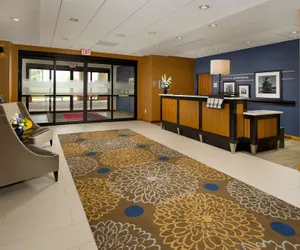 Photo 4 - Hampton Inn & Suites Washington DC North/Gaithersburg