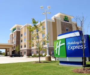 Photo 2 - Holiday Inn Express Covington-Madisonville, an IHG Hotel