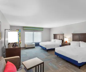 Photo 5 - Hampton Inn Huntington University Area