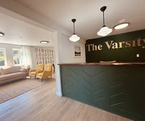 Photo 3 - The Varsity Inn North