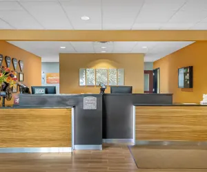 Photo 5 - Best Western Plus Hiawatha Hotel