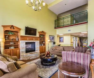 Photo 2 - Park Grove Inn