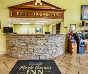 Photo 4 - Park Grove Inn