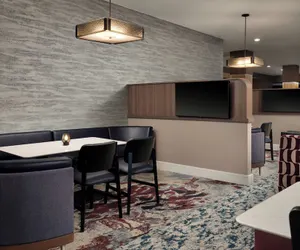 Photo 2 - Courtyard by Marriott Dallas DFW Airport North/Grapevine