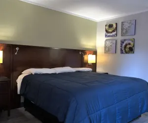 Photo 2 - Eastern Shore Motel