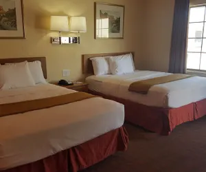 Photo 5 - Stadium Motel