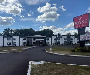 Photo 2 - The Wayne Inn
