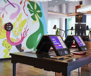 Photo 4 - citizenM Miami Brickell