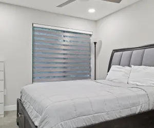 Photo 3 - Luxury Paradise Valley Condo, Complete Remodel!