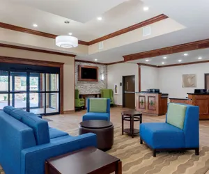 Photo 4 - Comfort Suites West Monroe near Ike Hamilton Expo Center