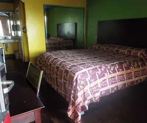 Photo 5 - Hotel O Luxury Inn Channelview Baytown I-10