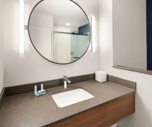 Photo 4 - Fairfield Inn & Suites by Marriott Seattle Poulsbo