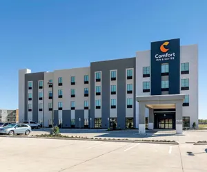 Photo 2 - Comfort Inn & Suites Balch Springs - SE Dallas