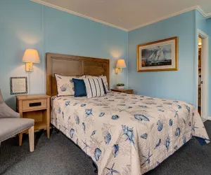 Photo 3 - The Heights Hotel