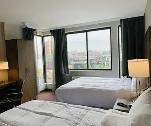 Photo 5 - Capital Hotel