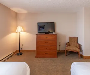 Photo 5 - Grand Lodge 1-Bedroom Condo with 3 Queens & Close to Everything 1 Condo - No Cleaning Fee! by RedAwning