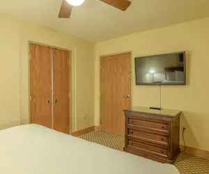 Photo 5 - Grand Lodge Condo In The Heart Of Mt Cb 1 Bedroom Condo - No Cleaning Fee! by RedAwning