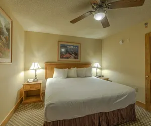 Photo 2 - Grand Lodge Condo In The Heart Of Mt Crested Butte 1 Bedroom Condo - No Cleaning Fee! by RedAwning