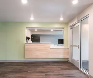 Photo 4 - Woodspring Suites Philadelphia Northeast