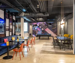 Photo 3 - Aloft Austin South