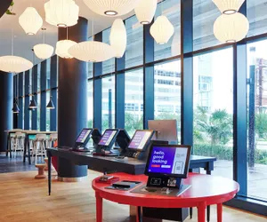 Photo 3 - citizenM Miami Worldcenter