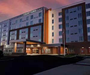 Photo 2 - Courtyard by Marriott Indianapolis Fishers