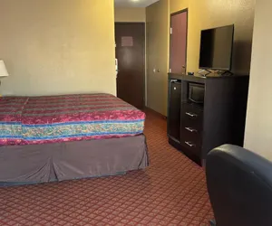 Photo 4 - Coratel Inn & Suites by Jasper Santa Fe OKC