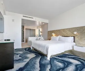 Photo 4 - W Residences 2 Bedroom Suite 2 Condo by RedAwning
