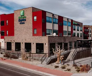 Photo 2 - Holiday Inn Express & Suites Manitou Springs, an IHG Hotel