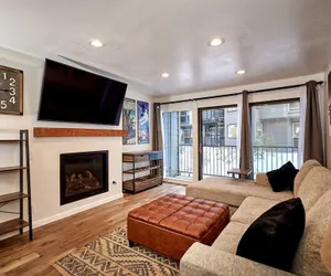 Photo 2 - St. Anton Wooded View 1-bedroom Condos w/ Complimentary Hot Drinks