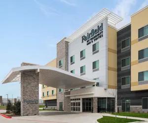 Photo 2 - Fairfield Inn & Suites by Marriott Dallas McKinney