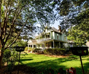 Photo 2 - Camellia Rose Inn