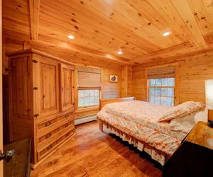 Photo 5 - Mount Snow Cabin with Private Hot Tub by RedAwning