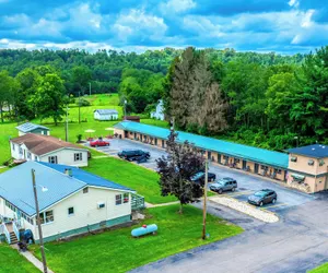 Photo 2 - Cadiz Motel by OYO on route 250