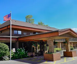 Photo 2 - Leelanau Sands Casino & Lodge