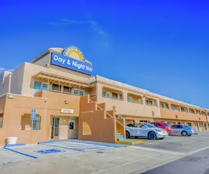 Photo 2 - Day&Night Inn