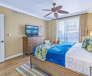 Photo 4 - Honua Kai 215 2 Bedroom/2 Bath 2 Condo by RedAwning