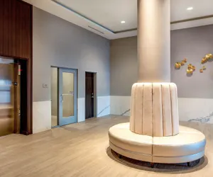 Photo 3 - SpringHill Suites by Marriott Boston Logan Airport Revere Beach