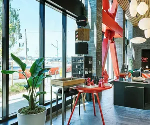 Photo 5 - citizenM Seattle Pioneer Square
