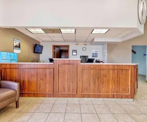 Photo 3 - Studio 6 Effingham, Il