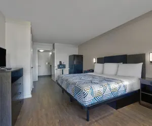 Photo 5 - Studio 6 Effingham, Il