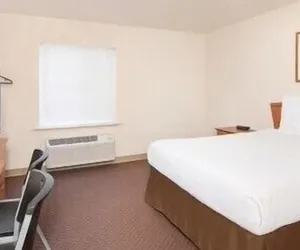 Photo 2 - LikeHome Extended Stay Hotel Columbus