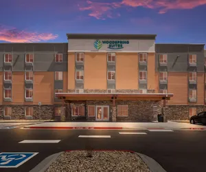 Photo 2 - WoodSpring Suites Colorado Springs North - Air Force Academy