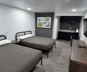 Photo 4 - Rodeway Inn