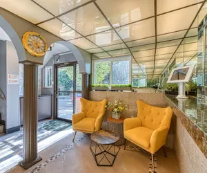 Photo 5 - La Mirage Inn - Hollywood