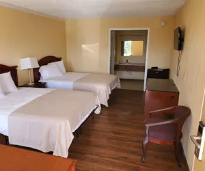 Photo 5 - OYO Hotel Vienna I-75